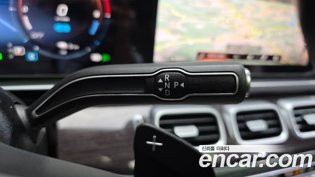 Mercedes-Benz GLE-Class 2021 — photo 12