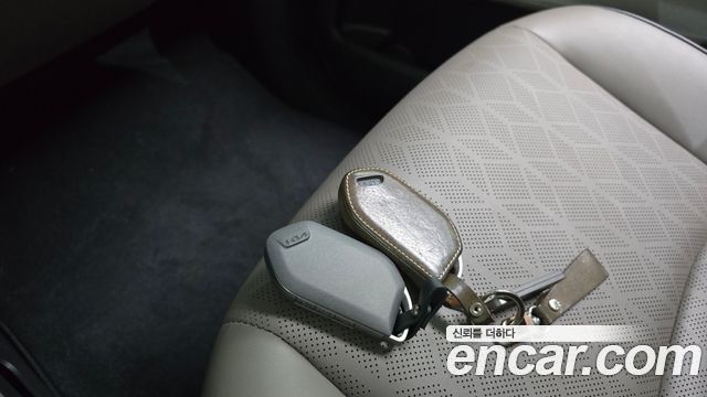 Kia Canival 2025 — photo 21