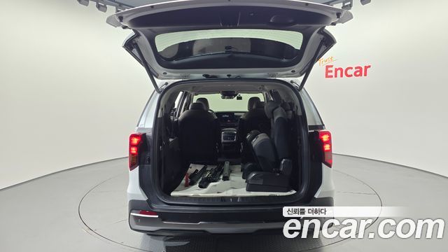 Kia Canival 2025 — photo 23
