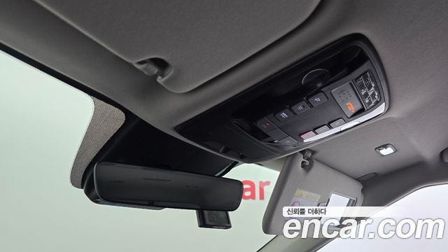 Kia Canival 2025 — photo 26