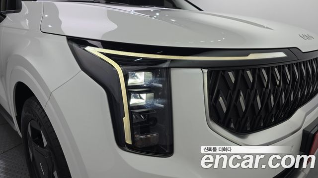 Kia Canival 2025 — photo 8