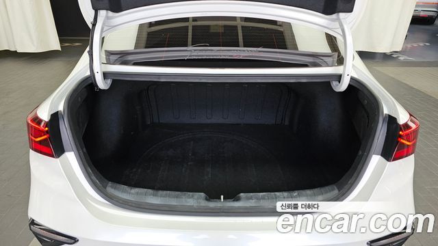 Kia K3 2019 — photo 26