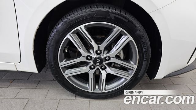 Kia K3 2019 — photo 7