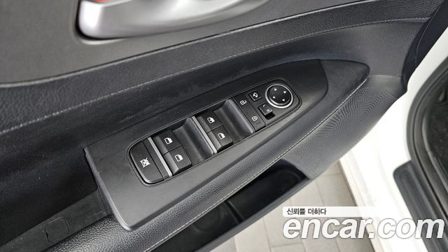 Kia K3 2019 — photo 34