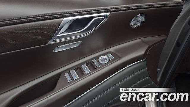 Genesis GV80 2021 — photo 25