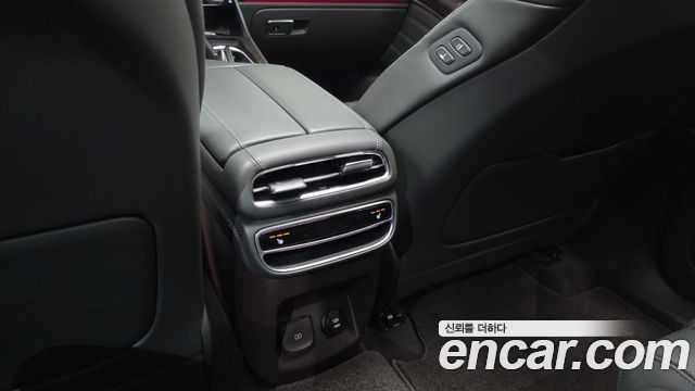 Genesis GV80 2021 — photo 27