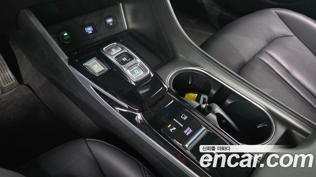 Hyundai Sonata 2023 — photo 9