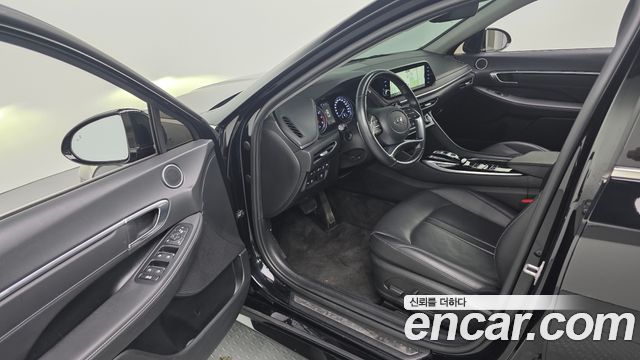 Hyundai Sonata 2023 — photo 10