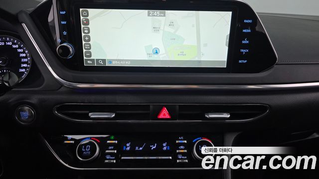 Hyundai Sonata 2023 — photo 12
