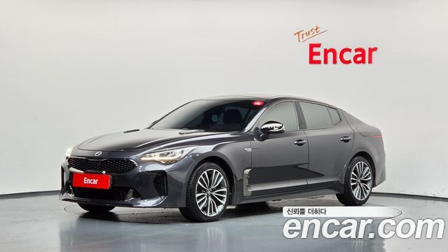 Kia Stinger 2018 — photo 1