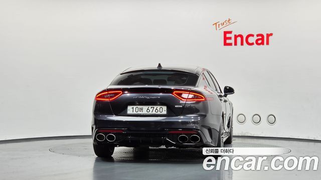 Kia Stinger 2018 — photo 4
