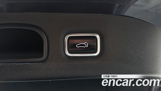 Kia Stinger 2018 — photo 23