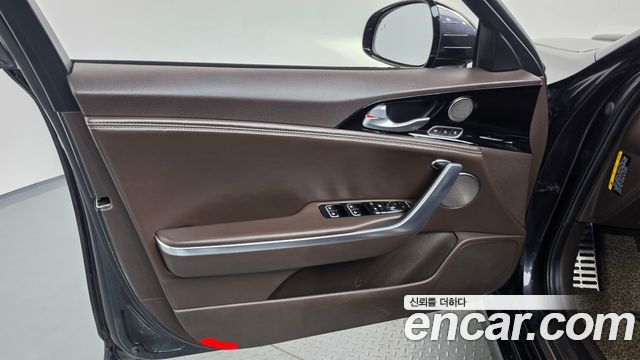Kia Stinger 2018 — photo 14