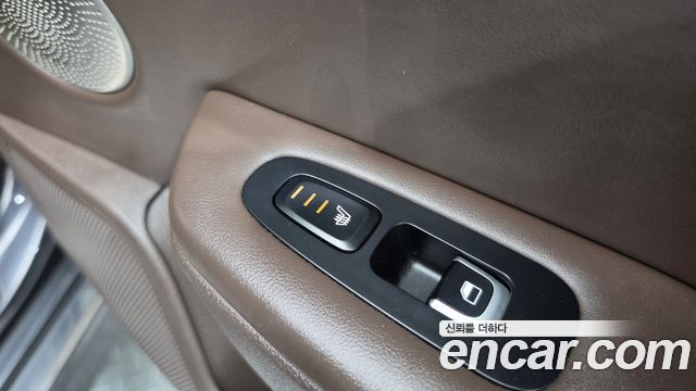 Kia Stinger 2018 — photo 30