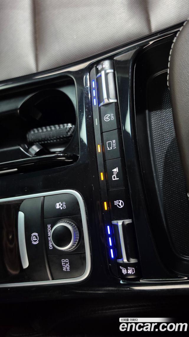 Kia Stinger 2018 — photo 32