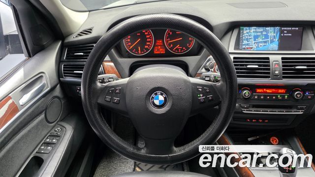 BMW X5 2011 — photo 13