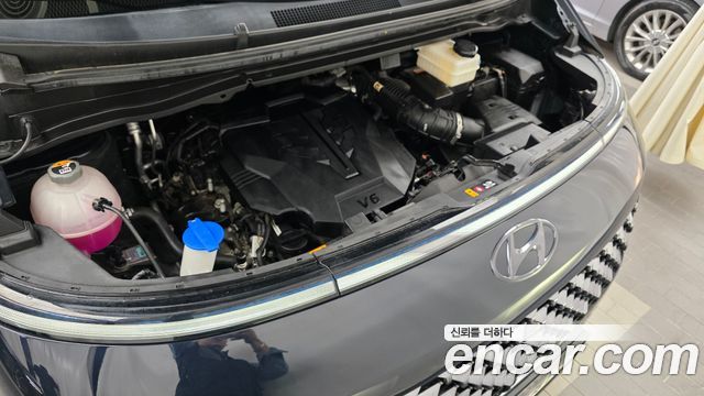 Hyundai Staria 2022 — photo 6