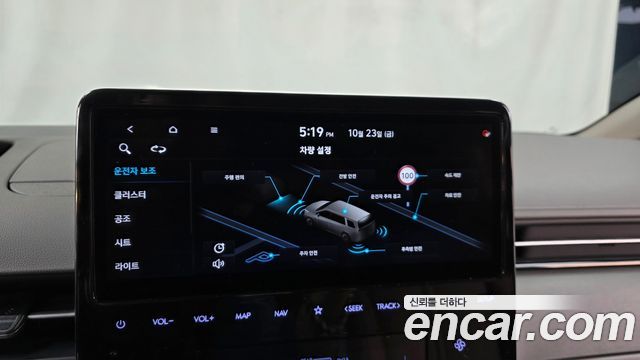Hyundai Staria 2022 — photo 21