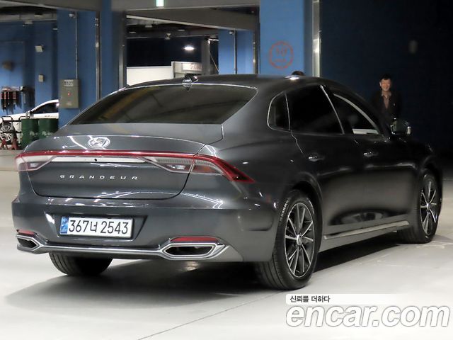 Hyundai Grandeur 2023 — photo 4