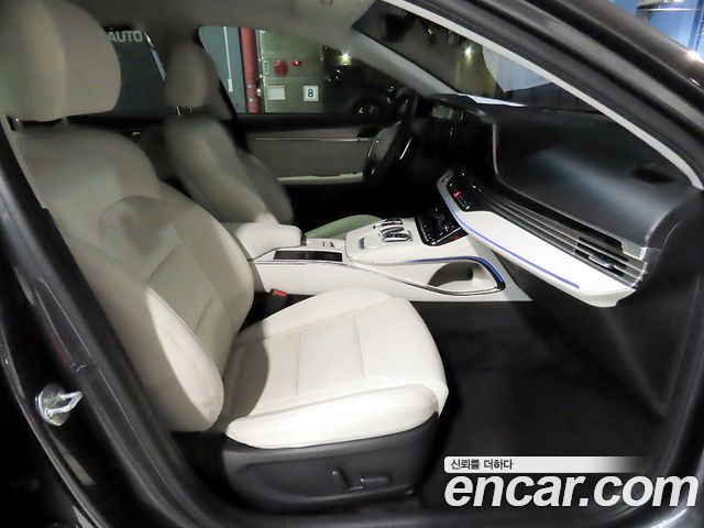 Hyundai Grandeur 2023 — photo 8