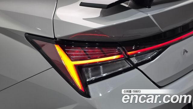Hyundai AVANTE 2022 — photo 9