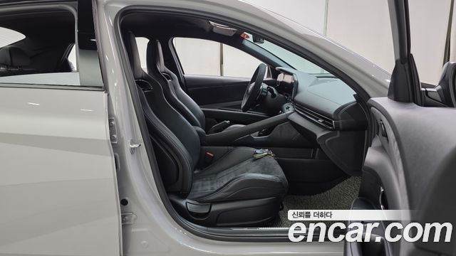 Hyundai AVANTE 2022 — photo 16
