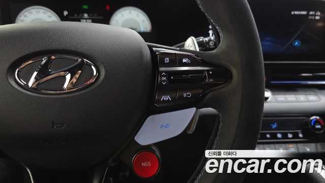 Hyundai AVANTE 2022 — photo 28