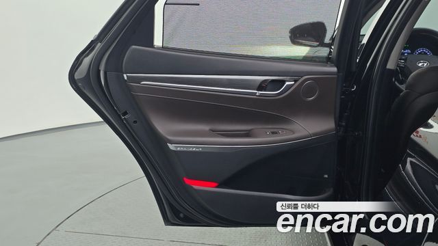 Hyundai Grandeur 2018 — photo 15