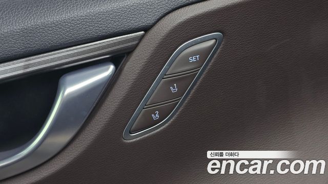 Hyundai Grandeur 2018 — photo 31