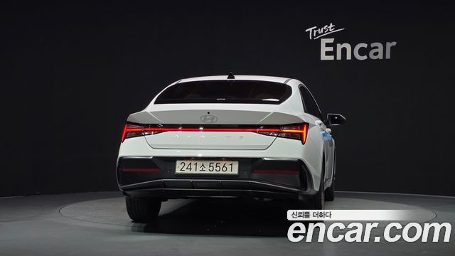 Hyundai AVANTE 2026 — photo 4
