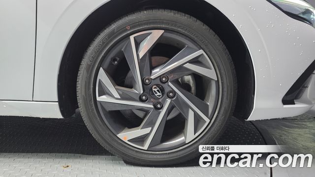 Hyundai AVANTE 2026 — photo 5