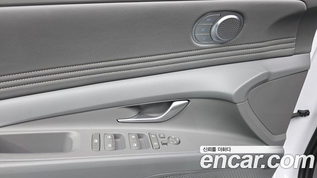 Hyundai AVANTE 2026 — photo 11