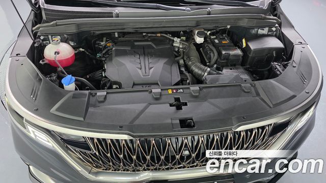 Kia Canival 2023 — photo 6