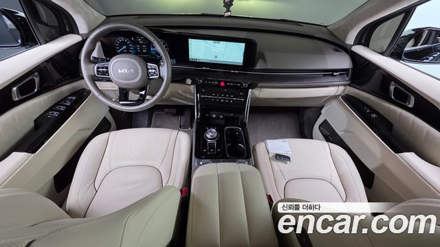 Kia Canival 2023 — photo 10