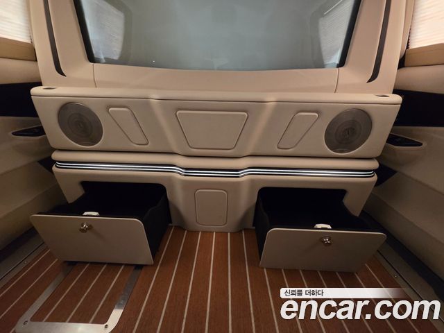 Kia Canival 2023 — photo 24