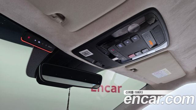 Kia Canival 2023 — photo 30