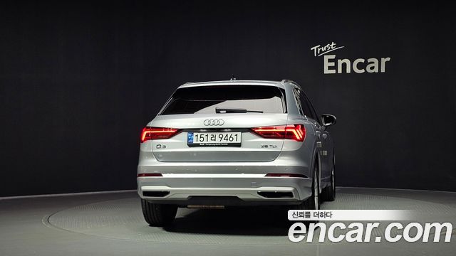 Audi Q3 2020 — photo 4
