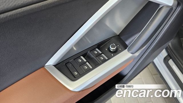 Audi Q3 2020 — photo 34