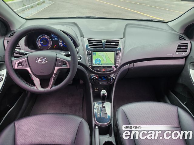 Hyundai Accent 2016 — photo 1