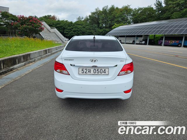 Hyundai Accent 2016 — photo 6