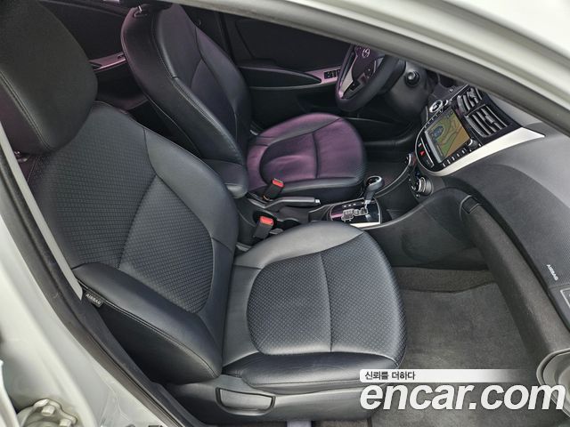 Hyundai Accent 2016 — photo 16