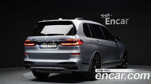 BMW X7 2023 — photo 2