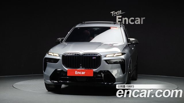 BMW X7 2023 — photo 3