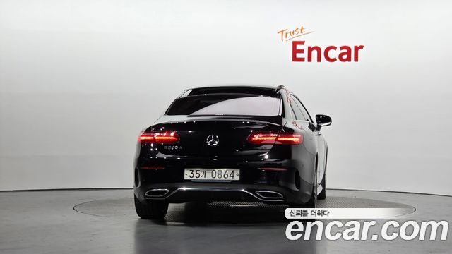 Mercedes-Benz E-Class 2019 — photo 4
