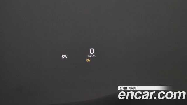 Mercedes-Benz E-Class 2019 — photo 14