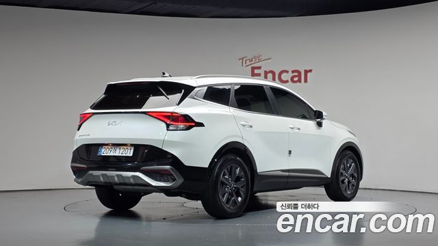 Kia Sportage 2022 — photo 2