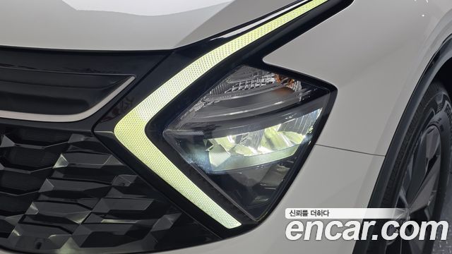 Kia Sportage 2022 — photo 8