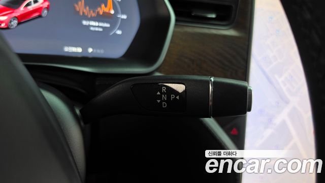 Tesla Model S 2019 — photo 12