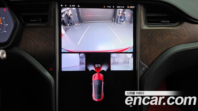 Tesla Model S 2019 — photo 20