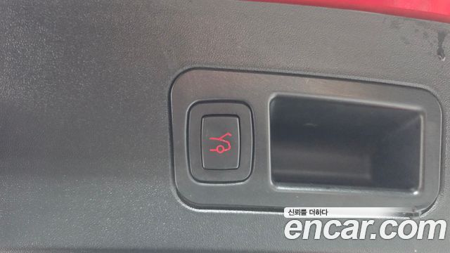 Tesla Model S 2019 — photo 23